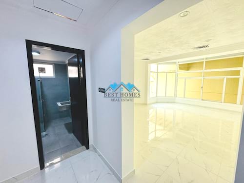 Spacious 4 Master Bedrooms Villa with Rooftop in Salwa