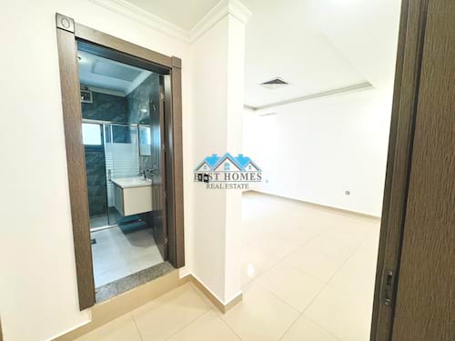 Modern 3 Bedrooms Ground Floor Apartment in Salwa
