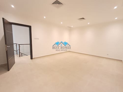 Ground Floor Three Bedrooms Duplex in Adailiya