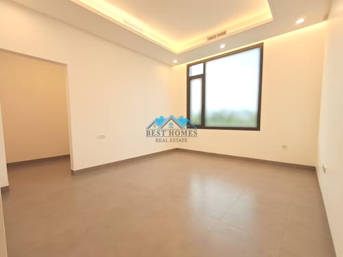 Premium 5 Bedrooms Floor Apartment Near Public Park in Zahra