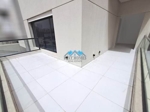 Elegant 5 Master Bedrooms Villa with Private Entrance in Shaab