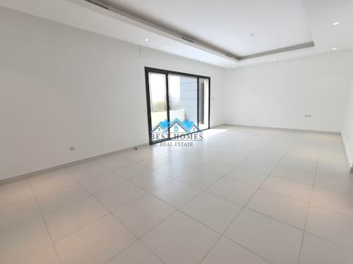 Elegant 5 Master Bedrooms Villa with Private Entrance in Shaab
