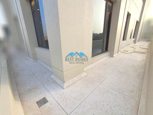 Premium 5 Bedrooms Floor Apartment Near Public Park in Zahra