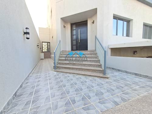 Stylish 4 Bedrooms Duplex Apartment with Private Entrance in Jabriya