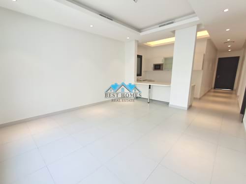 Elegant 5 Master Bedrooms Villa with Private Entrance in Shaab