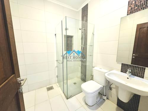 Spacious 4 Bedrooms Apartment in Al Salam