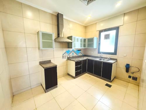 Spacious 4 Bedrooms Apartment in Al Salam