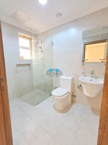 3 Master Bedrooms Floor Apartment in Qortuba
