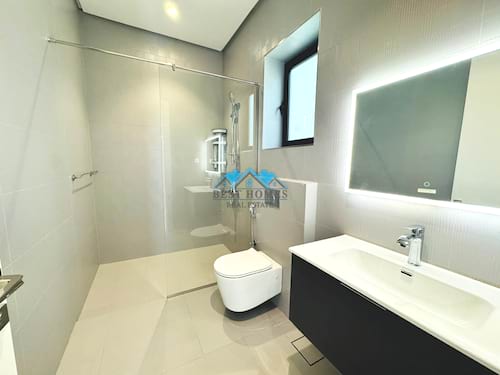 VVIP 4 Master Bedrooms Villa for Rent in Abu Fatira