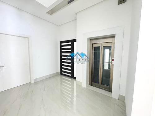 VVIP 4 Master Bedrooms Villa for Rent in Abu Fatira