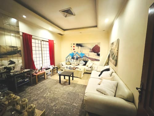 5 Bedrooms Modern Villa in Mangaf