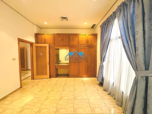 Four Bedrooms Apartment in Salwa