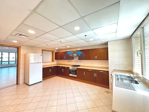 3 Bedrooms Modern Spacious Apartment in Bneid Al Gar