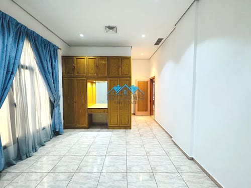 Four Bedrooms Apartment in Salwa