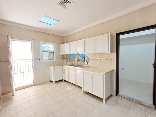 Nice and Spacious 3 Bedrooms in Rumaithiya