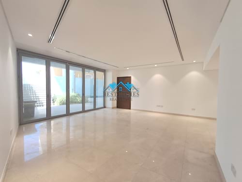 Luxury 6 Master Bedrooms Duplex Apartment In Surra