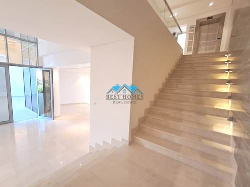 Luxury 6 Master Bedrooms Duplex Apartment In Surra