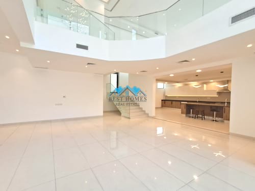 Exclusive 5 Master Bedrooms Duplex Apartment with Garden in Funaitees