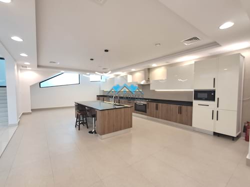 Exclusive 5 Master Bedrooms Duplex Apartment with Garden in Funaitees