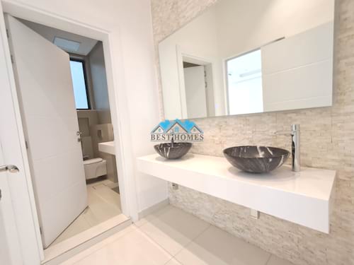 Exclusive 5 Master Bedrooms Duplex Apartment with Garden in Funaitees