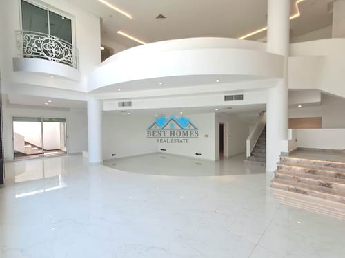 Modern Style and Spacious 4 Bedrooms Villa in Shuhada