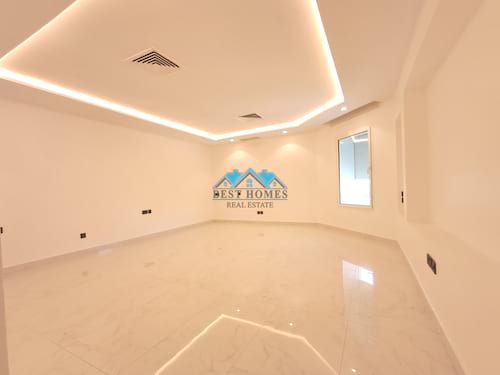 Modern Style and Spacious 4 Bedrooms Villa in Shuhada