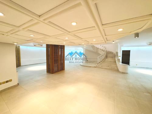 Luxury Seven Bedrooms Villa with Private Elevator in Salwa