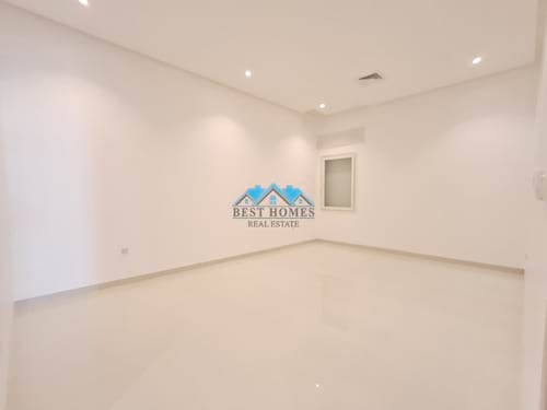 4 Master Bedrooms Spacious Floor in Zahra