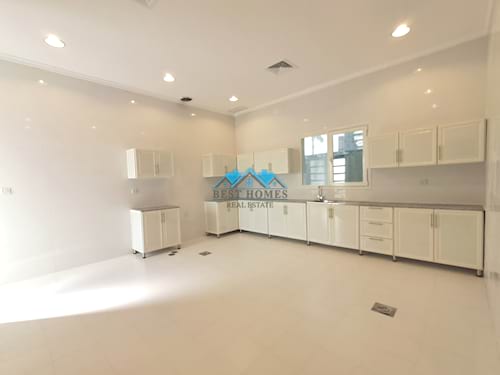 4 Master Bedrooms Spacious Floor in Zahra