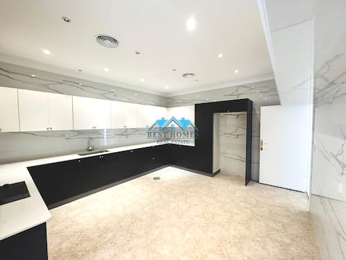 Seven Bedrooms Villa with Private Elevator in Salwa