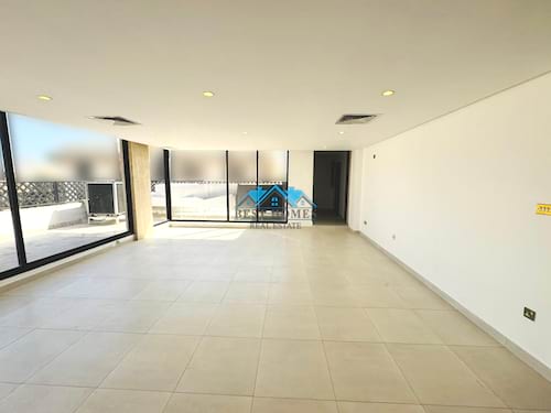 Seven Bedrooms Villa with Private Elevator in Salwa