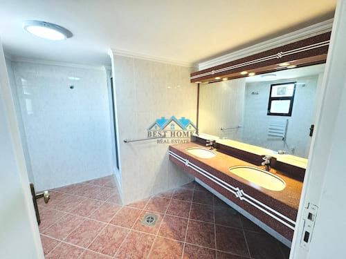 Seven Bedrooms Villa with Private Elevator in Salwa