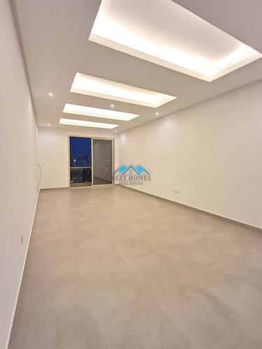 Modern Style 3 Bedrooms Apartment in Jabriya