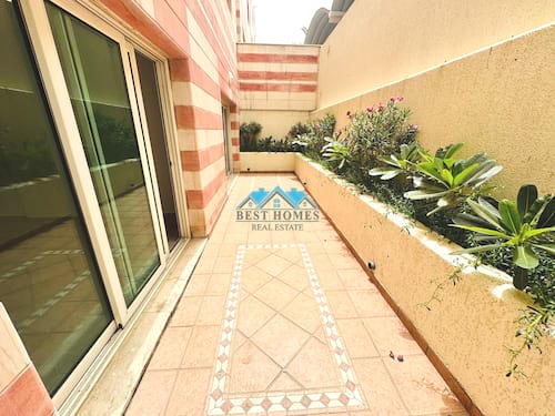 Modern 3 Bedrooms Apartment with Outdoor Area in Salwa