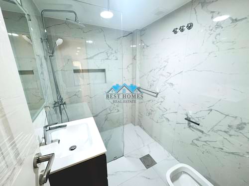 Modern 3 Bedrooms Apartment with Outdoor Area in Salwa
