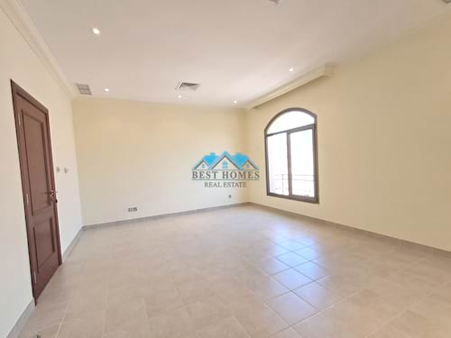 Spacious 3 Bedrooms Apartment in Jabriya