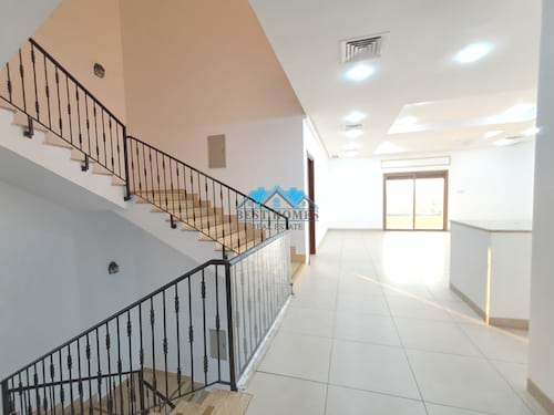 Spacious 5 Master Bedrooms Villa with Balcony in Hateen
