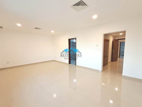 3 Bedrooms Apartment with Pool in Salwa