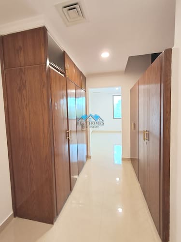 3 Bedrooms Apartment with Pool in Salwa