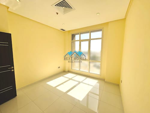 Seaview Three-Bedrooms Apartment with a Balcony in Ras Al Salmiya
