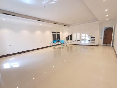 Spacious 6 Bedrooms Duplex Villa with Private Entrance in Bayan