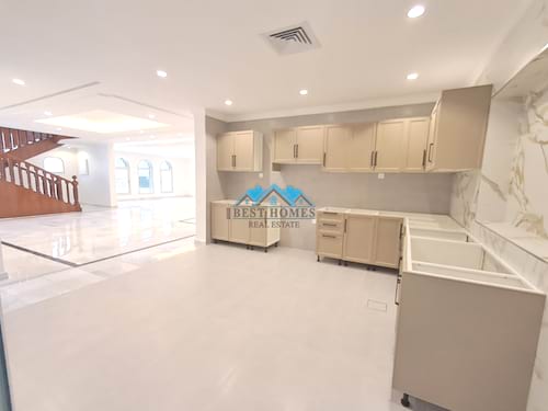 Spacious 6 Bedrooms Duplex Villa with Private Entrance in Bayan