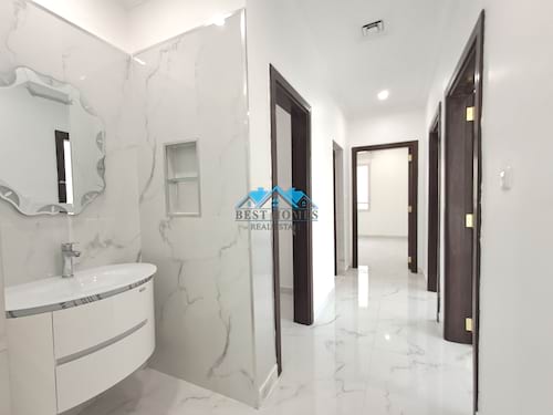 Three Bedrooms Apartment in Rumaithiya