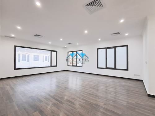 Spacious 4 Bedrooms Floor in Massayal