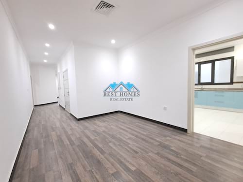 Spacious 4 Bedrooms Floor in Massayal