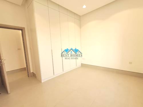 3 Bedrooms Apartment with Big Terrace in Sadeeq Area