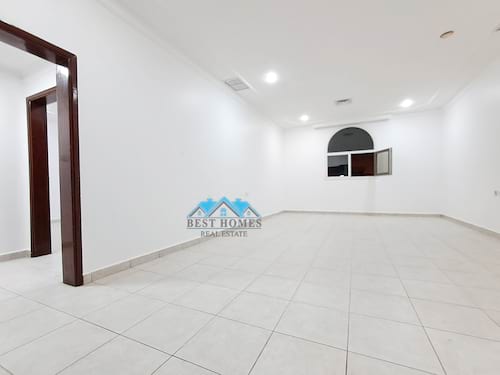 Nice and Spacious Four Bedrooms Floor in Bayan