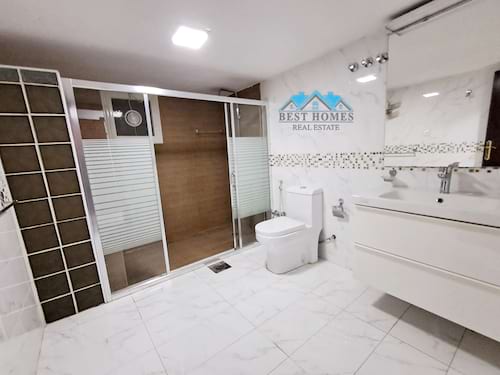 Nice and Spacious Four Bedrooms Floor in Bayan