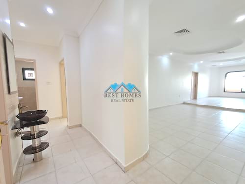 Nice and Spacious Three Bedrooms Apartment in Shaab