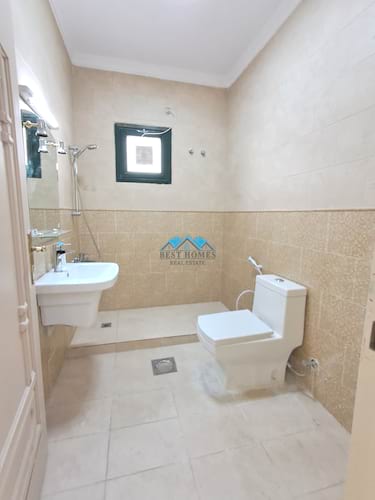 Nice and Spacious Three Bedrooms Apartment in Shaab